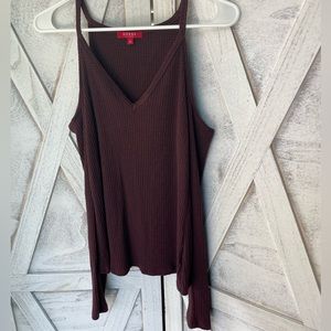 Guess shoulder-cut out long sleeve top